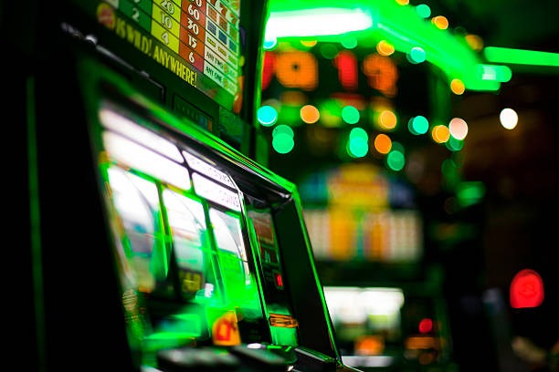 sistoto mobile app interface showing live football markets and casino tables